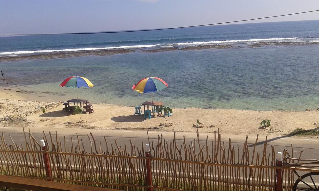 Sunset Surfing Beach Resort Matara Esterno foto