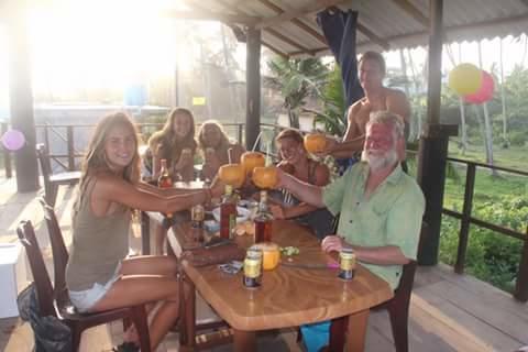 Sunset Surfing Beach Resort Matara Esterno foto